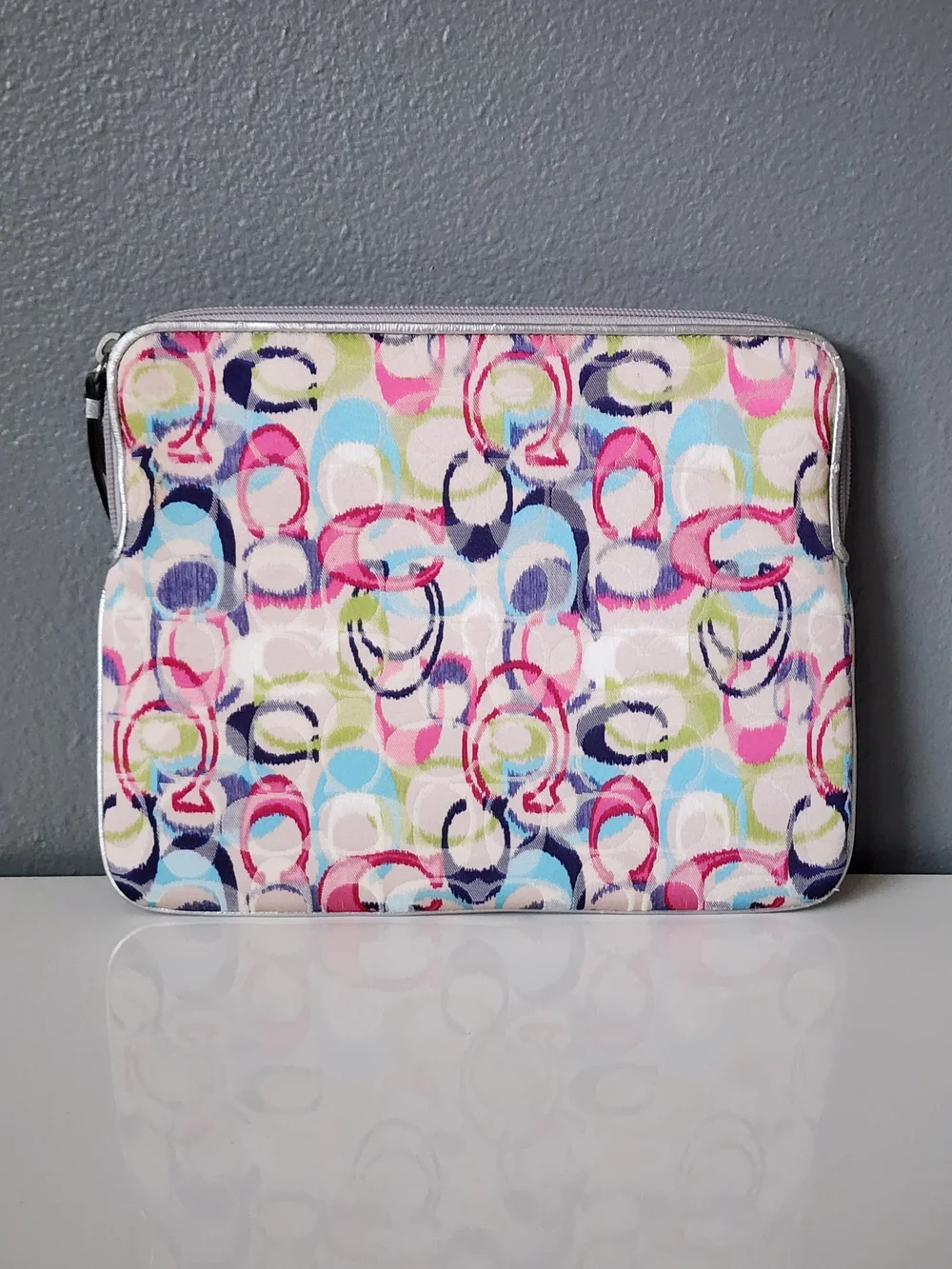 Coach Poppy Ikat Universal Sleeve Zip Around iPad, computer Cover Case 61963